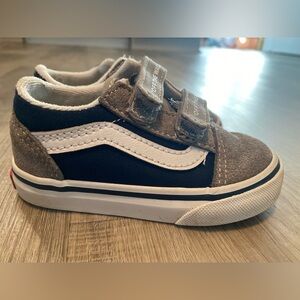 Vans toddler size 6